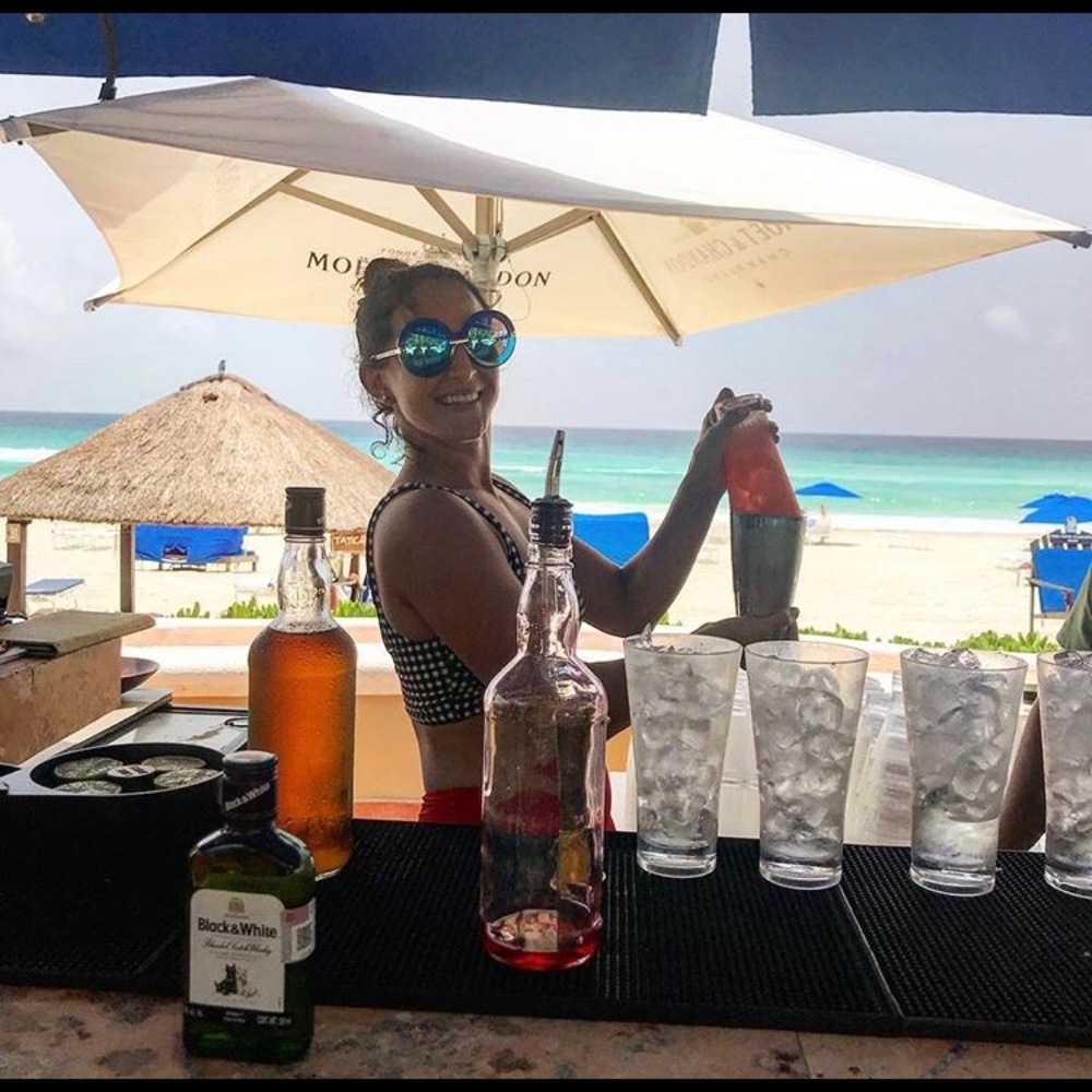 Meet your Posher, Saralee